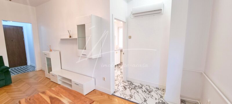 Sala Palatului, Stribei Voda, ap. 2 camere in bloc consolidat langa Cismigiu,